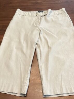 So Ho Apparel LTD Ladies Khaki Capri Croo Pants Size 12